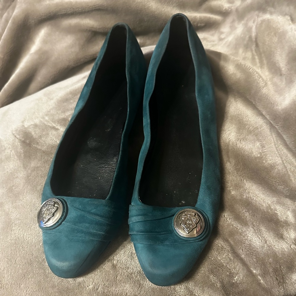 ❤️SOLD ❤️AUTHENTIC VINTAGE GUCCI FLATS